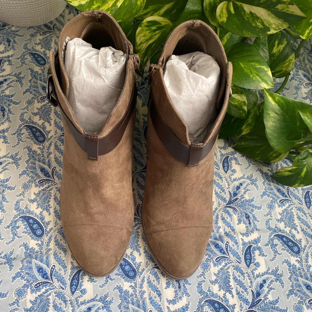 Carlos Ankle Boot Stacked Heel Strap Buckle Beige… - image 1